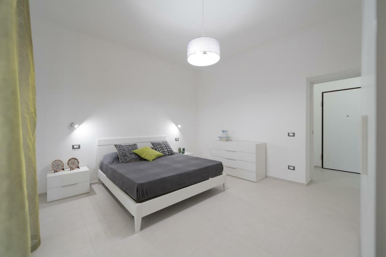 טרפאני Laurus Apartments מראה חיצוני תמונה