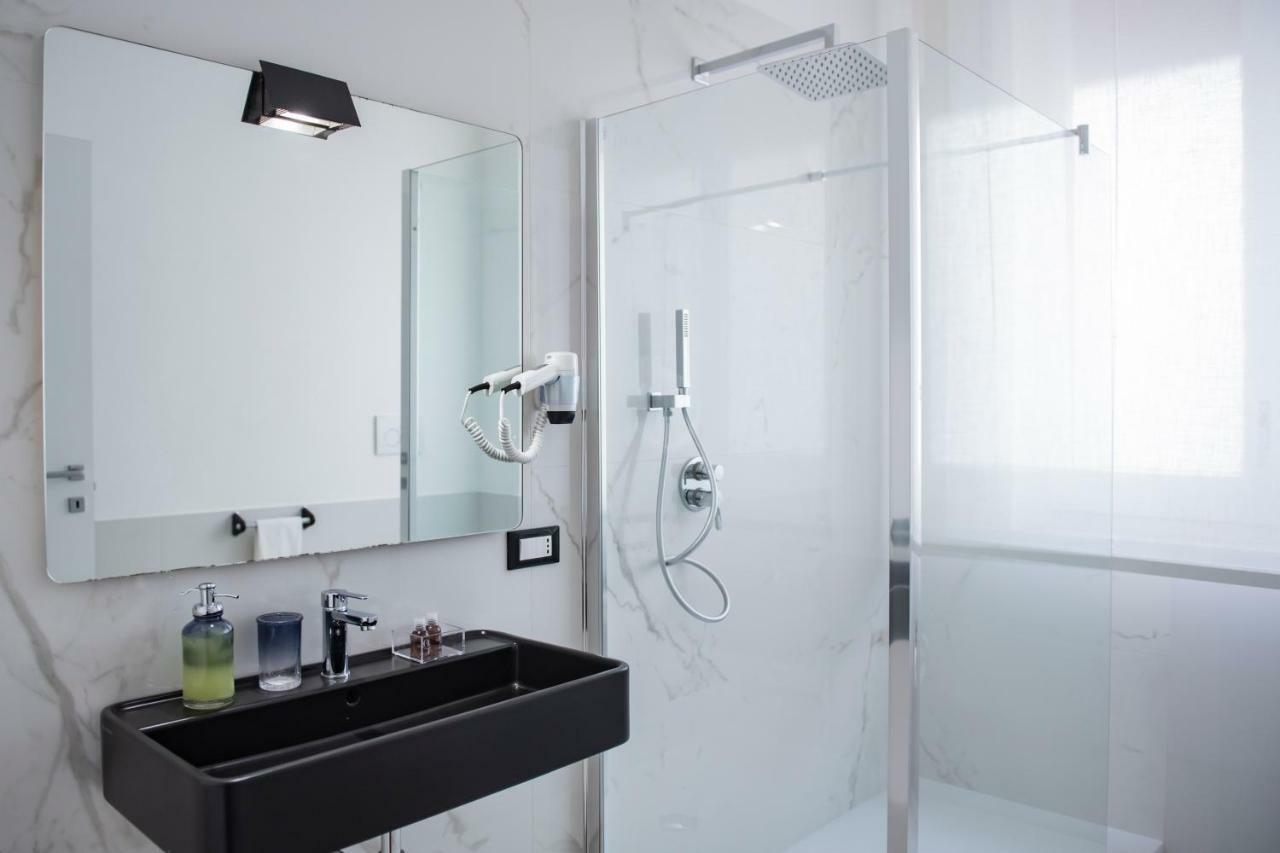 טרפאני Laurus Apartments מראה חיצוני תמונה