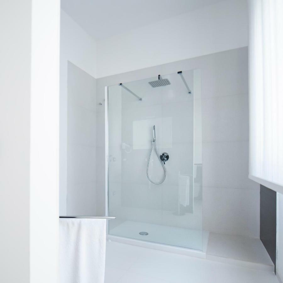טרפאני Laurus Apartments מראה חיצוני תמונה